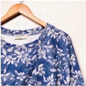 Floral Blue & White Crewneck Sweatshirt
